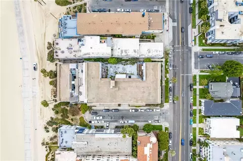 View/Area - 1200 E Ocean #12, Long Beach, CA 90802 photo 3 of 7