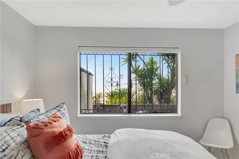 Bedroom - 1200 E Ocean #12, Long Beach, CA 90802 photo 5 of 9