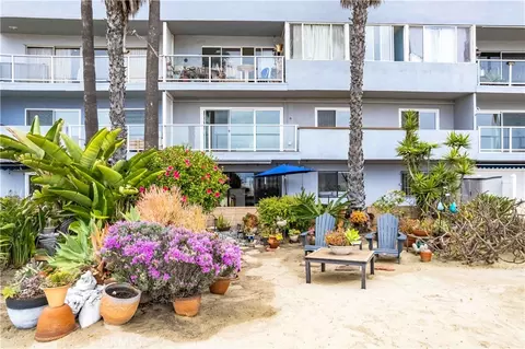 Exterior - 1200 E Ocean #12, Long Beach, CA 90802 photo 19 of 22
