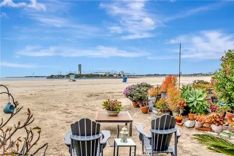 Exterior - 1200 E Ocean #12, Long Beach, CA 90802 photo 10 of 22