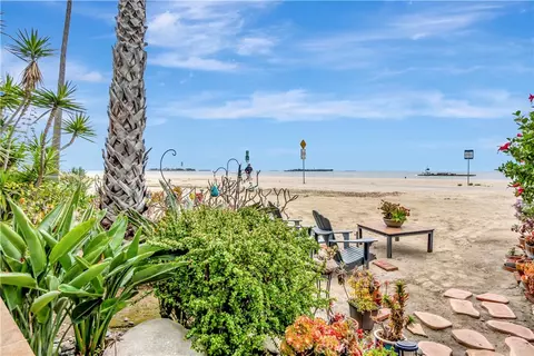 Exterior - 1200 E Ocean #12, Long Beach, CA 90802 photo 12 of 22