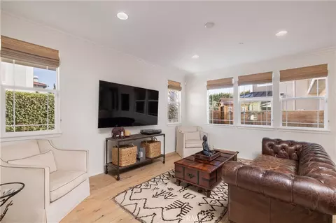 Living - 255 Mesa, Costa Mesa, CA 92627 photo 2 of 2