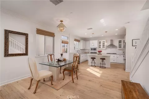 Dining - 255 Mesa, Costa Mesa, CA 92627 photo 1 of 2