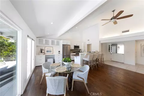 2102 Vista Entrada, Newport Beach, CA 92660