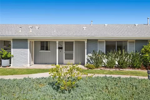 1204 E 1st St, Tustin, CA 92780