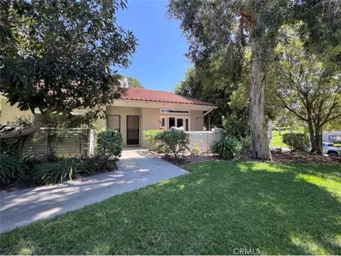 824 Via Alhambra #D, Laguna Woods, CA 92637