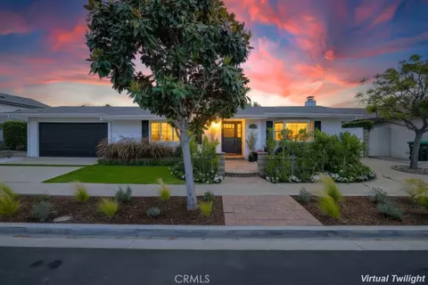 2782 Mendoza Dr, Costa Mesa, CA 92626