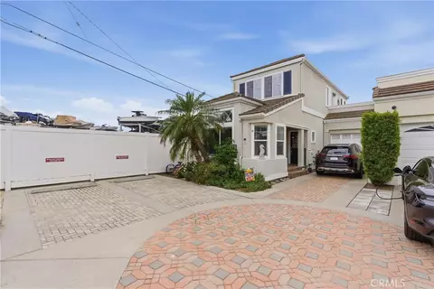 700 Lido Park Dr #14, Newport Beach, CA 92663