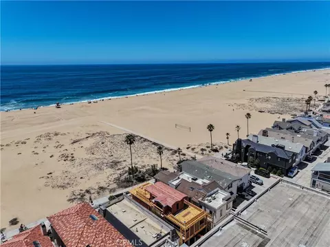 306 E Oceanfront, Newport Beach, CA 92661