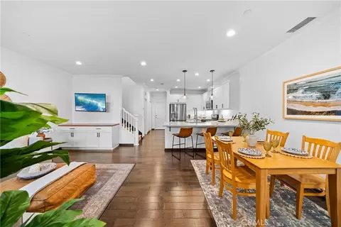 1412 El Paseo, Lake Forest, CA 92610