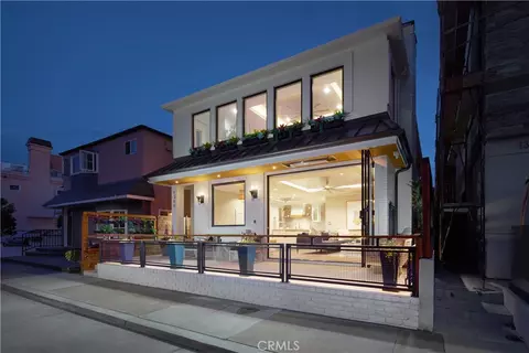 1311 W Bay Ave, Newport Beach, CA 92661