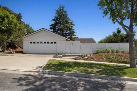 727 Bellis St, Newport Beach, CA 92660