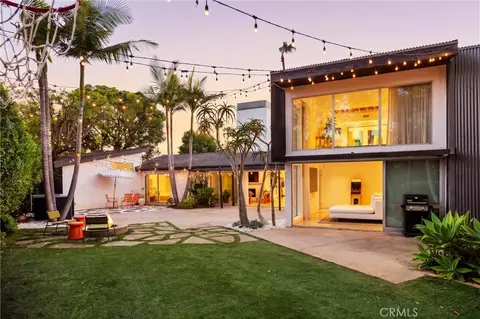 341 Vista Baya, Costa Mesa, CA 92627