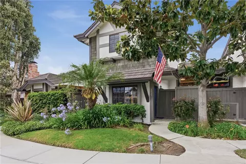 2435 Rue De Cannes, Costa Mesa, CA 92627