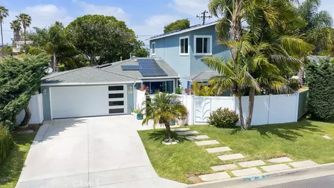 1010 W 19th, Costa Mesa, CA 92627