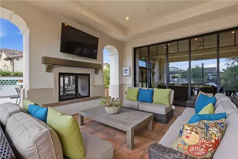 View/Area - 4607 Amarillo Ct, Cypress, CA 90720 photo 3 of 5