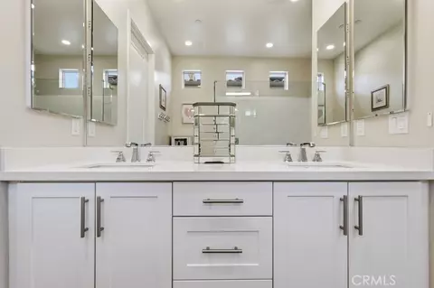 Bath - 4607 Amarillo Ct, Cypress, CA 90720 photo 2 of 2