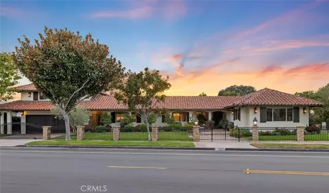 1511 Santiago Dr, Newport Beach, CA 92660