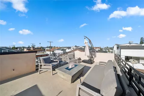 417 Poinsettia Ave, Corona Del Mar, CA 92625