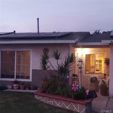 4605 W Flight Ave, Santa Ana, CA 92704