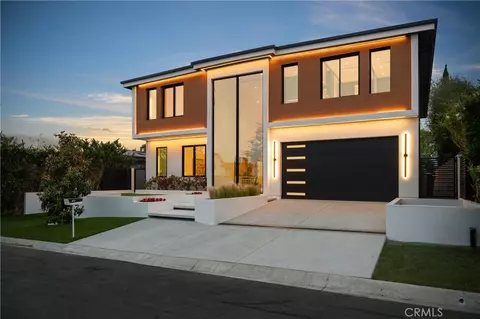 412 Saint Andrews Rd, Newport Beach, CA 92663