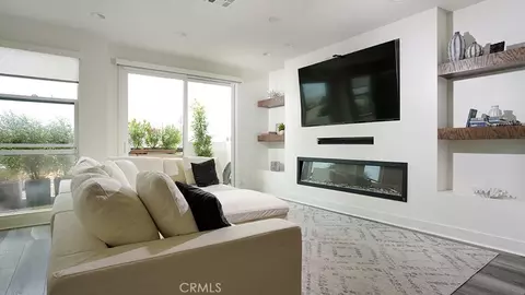 1648 Topanga, Costa Mesa, CA 92627