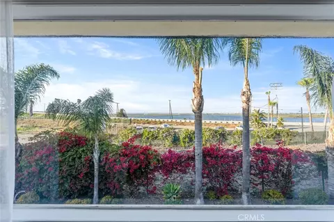 View/Area - 20 Pacific Ave, Surfside, CA 90743 photo 2 of 6