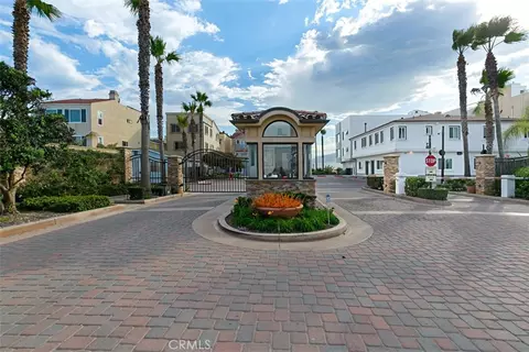 Other - 20 Pacific Ave, Surfside, CA 90743 photo 2 of 3