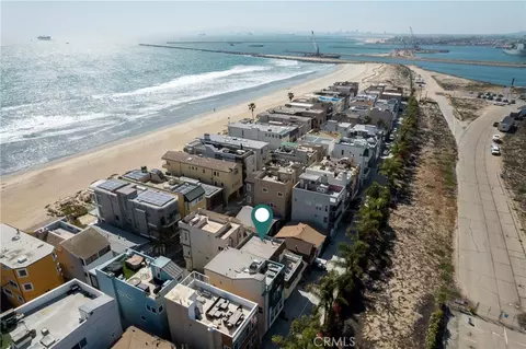 View/Area - 20 Pacific Ave, Surfside, CA 90743 photo 5 of 6