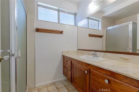 Bath - 125 Clove, Brea, CA 92821 photo 2 of 2