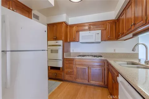 Kitchen - 125 Clove, Brea, CA 92821 photo 2 of 4