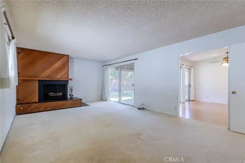 Living - 125 Clove, Brea, CA 92821 photo 6 of 12