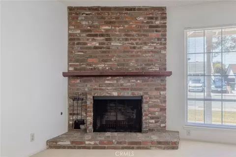 Living - 125 Clove, Brea, CA 92821 photo 12 of 12