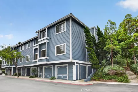 8182 Mainsail, Huntington Beach, CA 92646