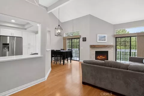8182 Mainsail #204, Huntington Beach, CA 92646