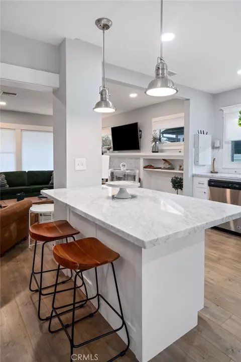 Kitchen - 731 Junipero Ave, Long Beach, CA 90804 photo 2 of 5