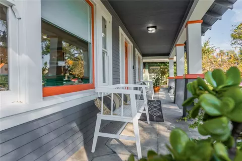 Exterior - 731 Junipero Ave, Long Beach, CA 90804 photo 5 of 11