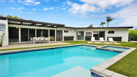 2000 Nautilus Ln, Newport Beach, CA 92660