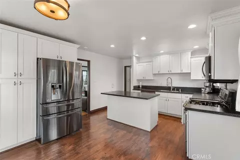 Kitchen - 331 E Silva, Long Beach, CA 90805 photo 2 of 3
