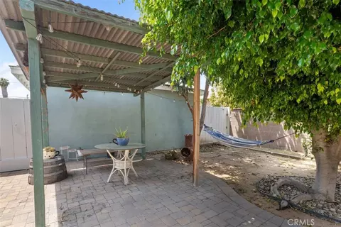 Exterior - 331 E Silva, Long Beach, CA 90805 photo 6 of 9