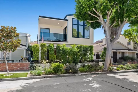 1717 E Ocean Blvd, Newport Beach, CA 92661