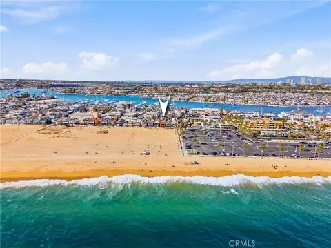 419 E Balboa, Newport Beach, CA 92661
