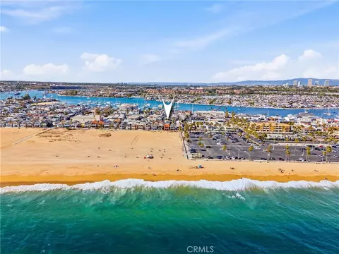 419 E Balboa, Newport Beach, CA 92661