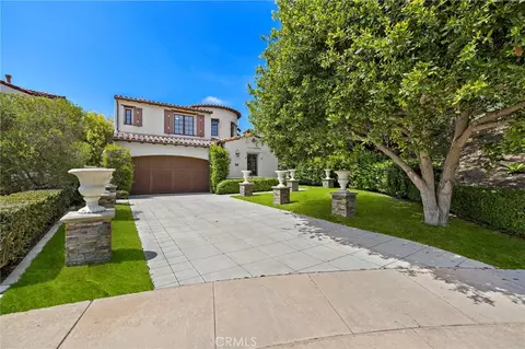 28 Sandy Cv, Newport Coast, CA 92657