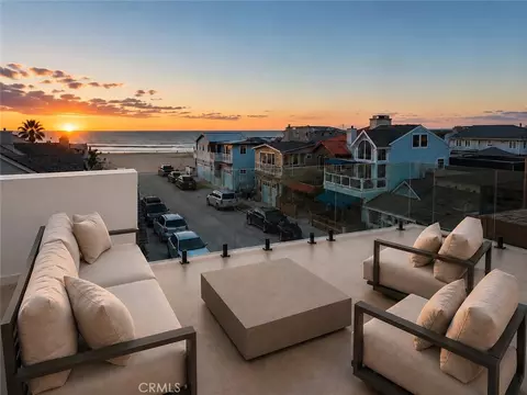122 29th St, Newport Beach, CA 92663