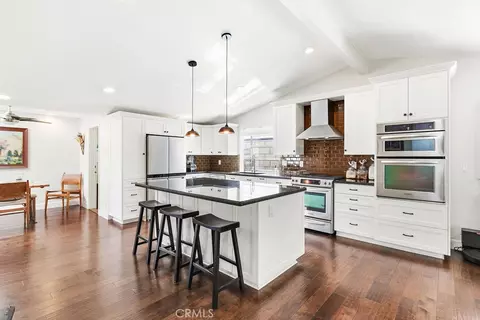 412 Princeton Dr, Costa Mesa, CA 92626
