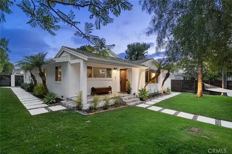 299 Mesa Dr, Costa Mesa, CA 92627