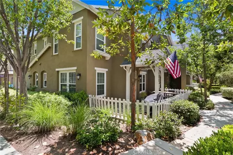 78 Orange Blossom Cir, Ladera Ranch, CA 92694