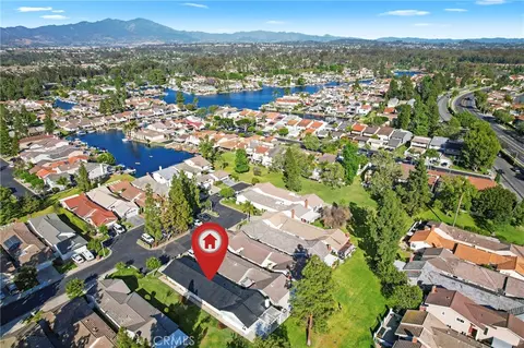24142 Minnetonka Ln, Lake Forest, CA 92630