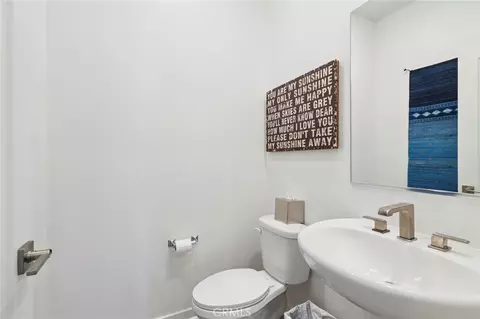 Bath - 825 S Grable, Orange, CA 92868 photo 1 of 4
